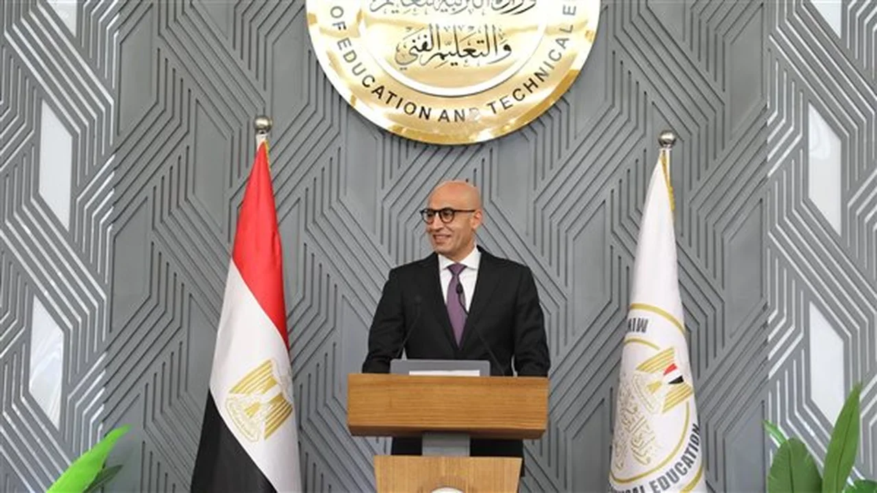 نفي رسمي.. وزارة التعليم تكشف عن إشاعة محاكمة وزير التربية